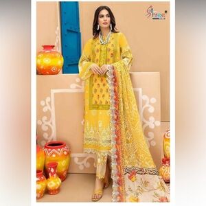 Charizma Pakistani lawn Salwar Kameez bust 48